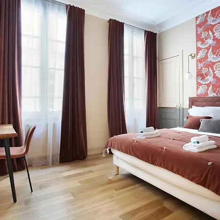 Apartment Champ De Mars - Tour Eiffel By Studio Prestige-2